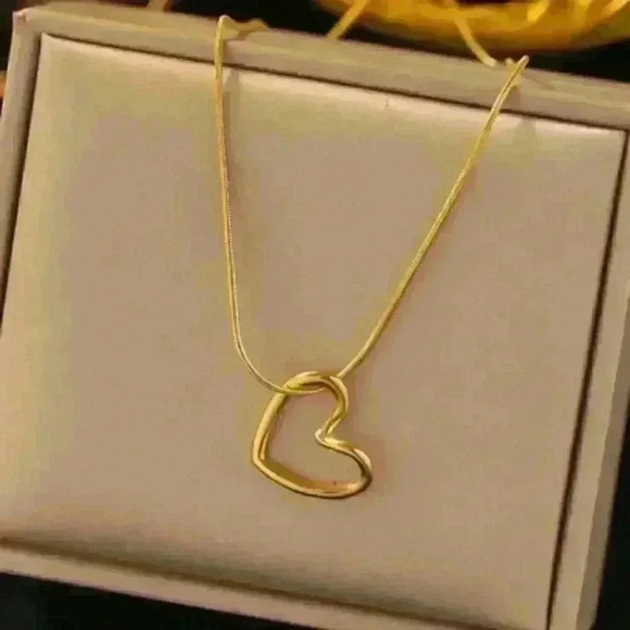 Jewelry - Gold Filled Open Heart Pendant Necklace